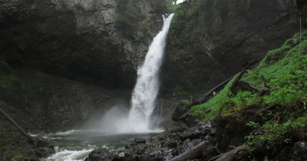 Naka Falls, Vancouver Island, BC Naka Falls, Vancouver Island, BC